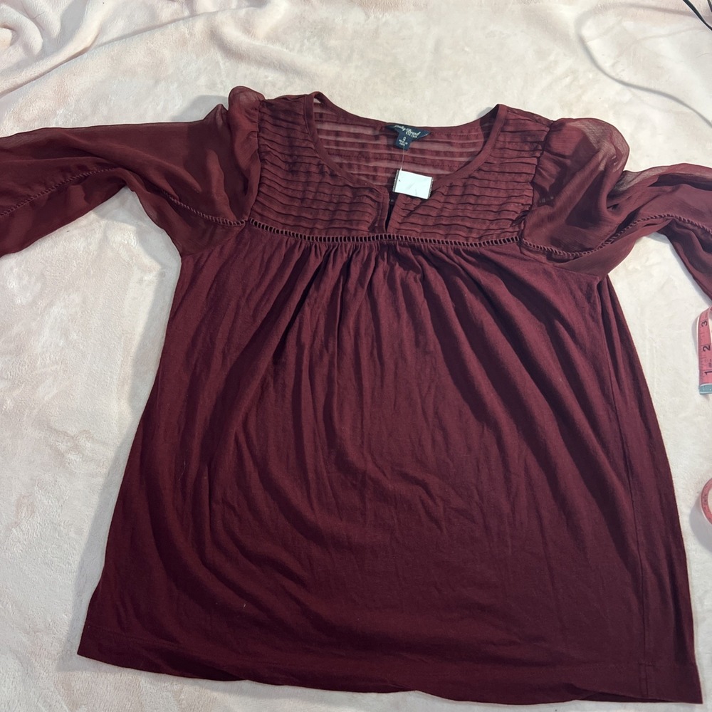 Lucky Brand Blouse‎ Women's Wine Red v neck Long Sleeve seethrough w embroide104
